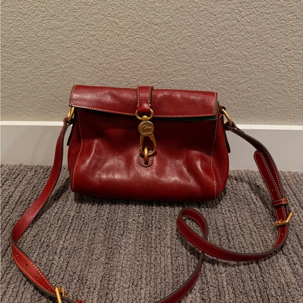 Dooney & Bourke Florentine Red Crossbody Bag - Picture 2 of 7